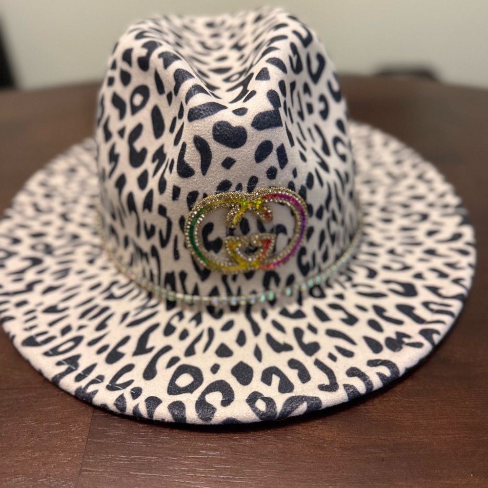 NWT “CG” Fedora Hat Leopard
